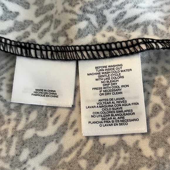 NWT Nine West Ladies Cap Padded Sleeve Open Back with Gold Chain XL - Picture 7 of 7